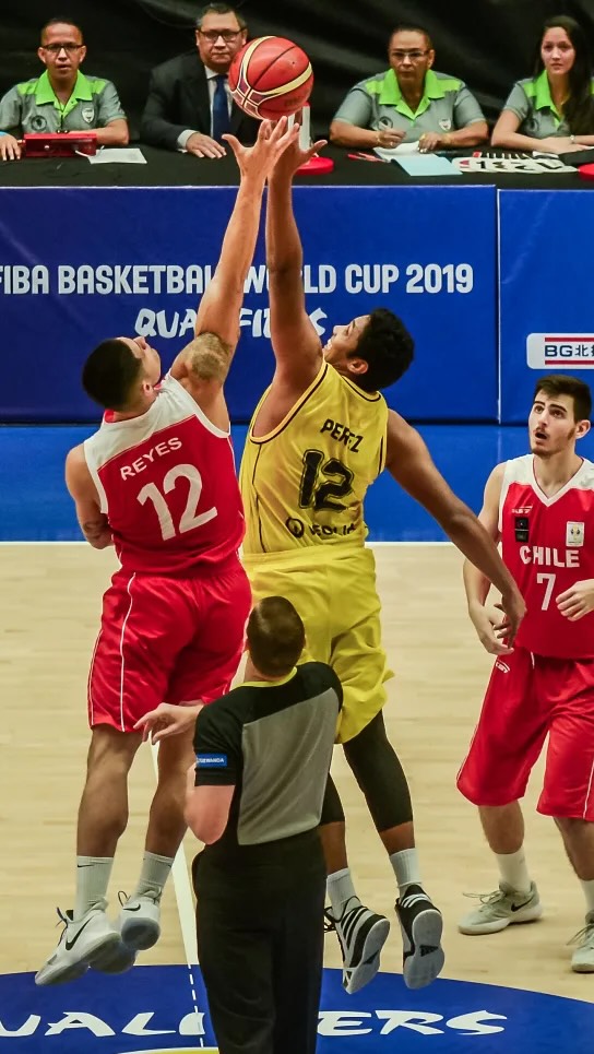 Nos dimos el gusto de conversar con Sammis Reyes, ex basquetbolista ...