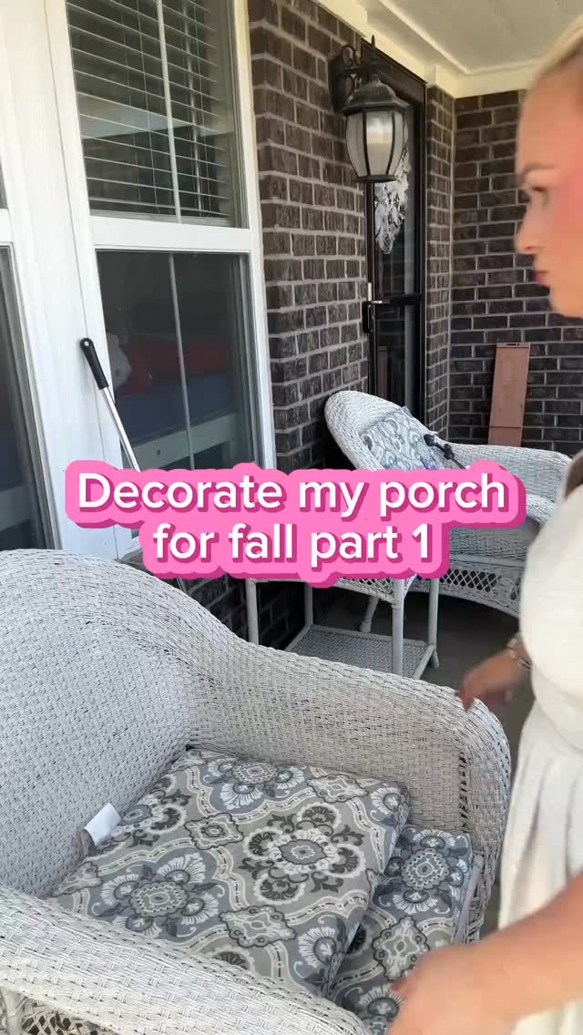 Decorating my porch for fall! 🍂🍁🍃 Comment FALL below to receive a DM ...