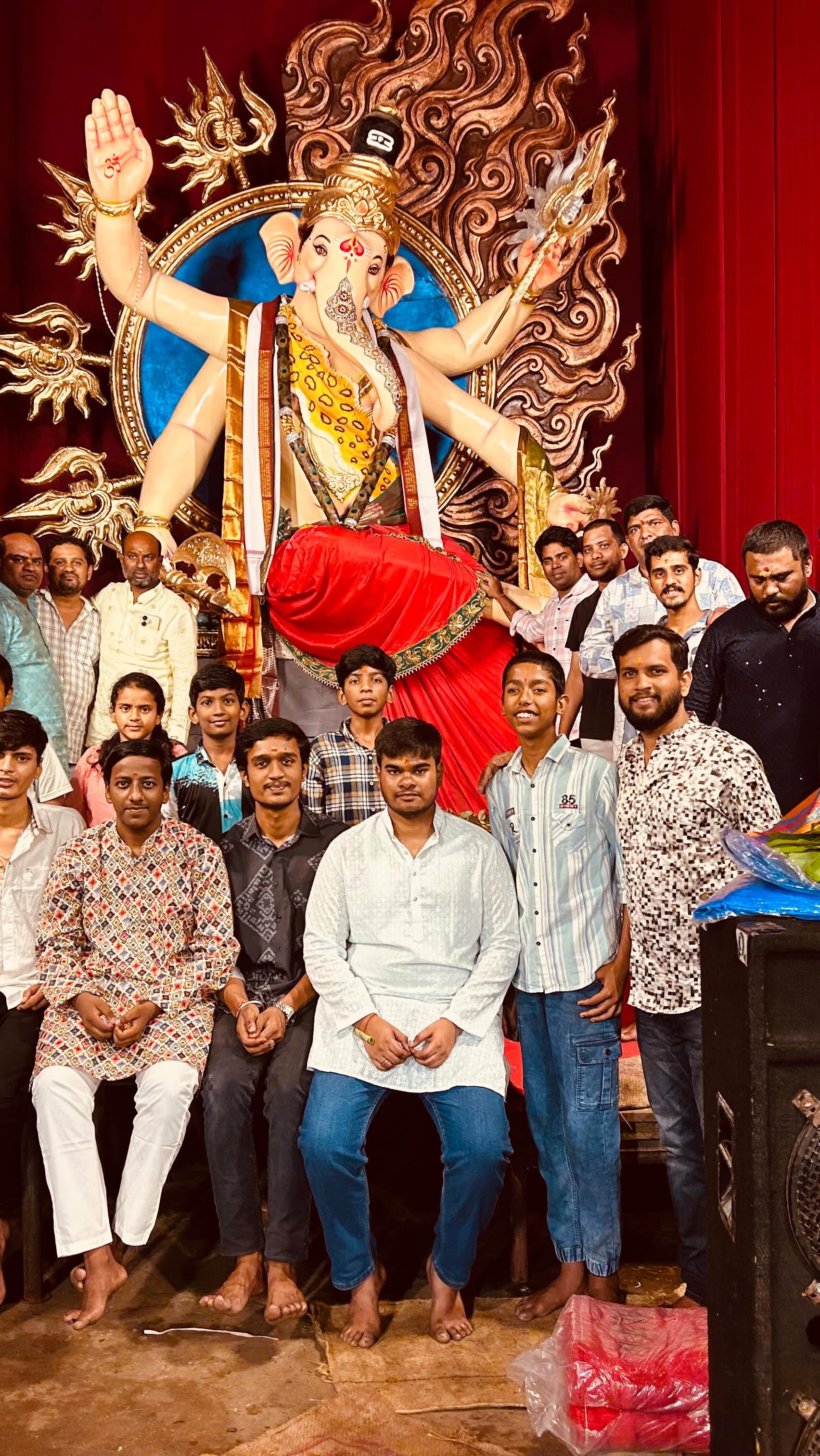 Old Ghasmandi friends association Ganesh 2k25 Organiser:- Tirkala manoj ...