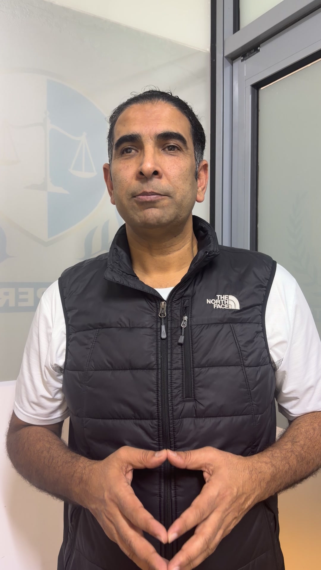 میاں نواز شریف کے زبیر گل کو سینٹ کا ٹکٹ دینے کے باوجود زبیر گل الیکشن ...