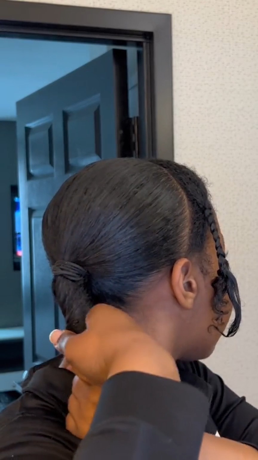 3 Trending Drawstring Ponytail Styles to Try Now 😍 Find the drawstring ...