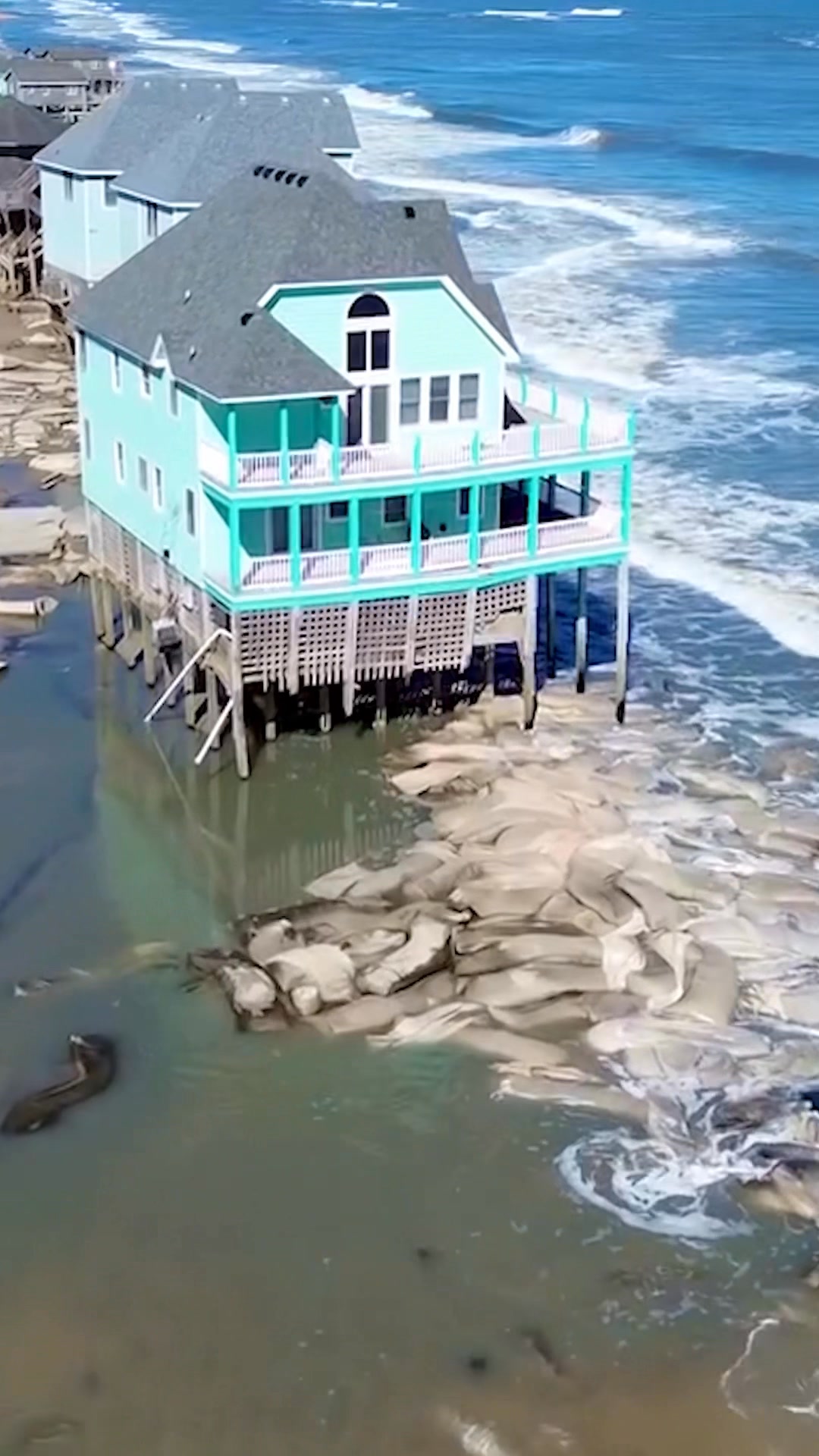 TRAGIC: Multiple unoccupied homes collapse in the #OuterBanks within ...