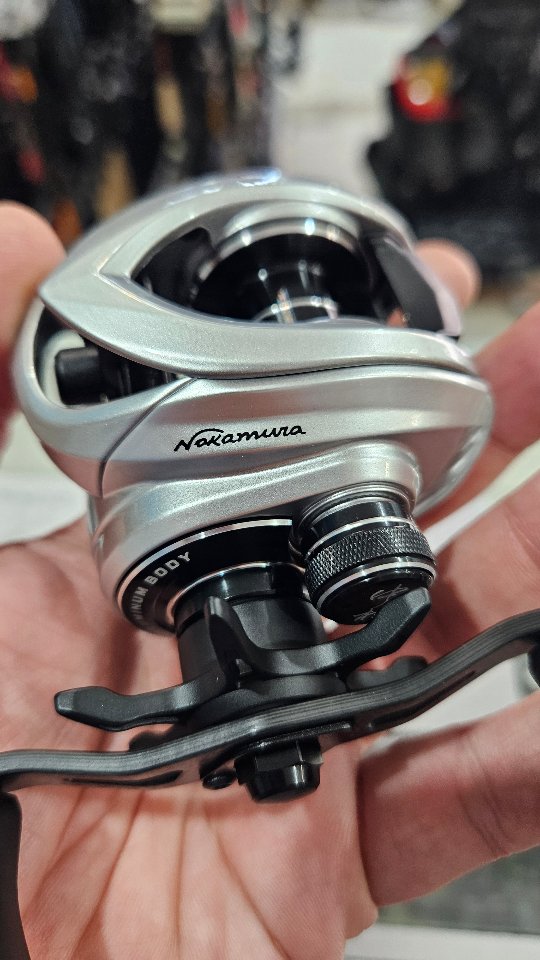 ナカムラ Lançamento @marurifishing by Nakamura aqui na NAMAZU PESCA