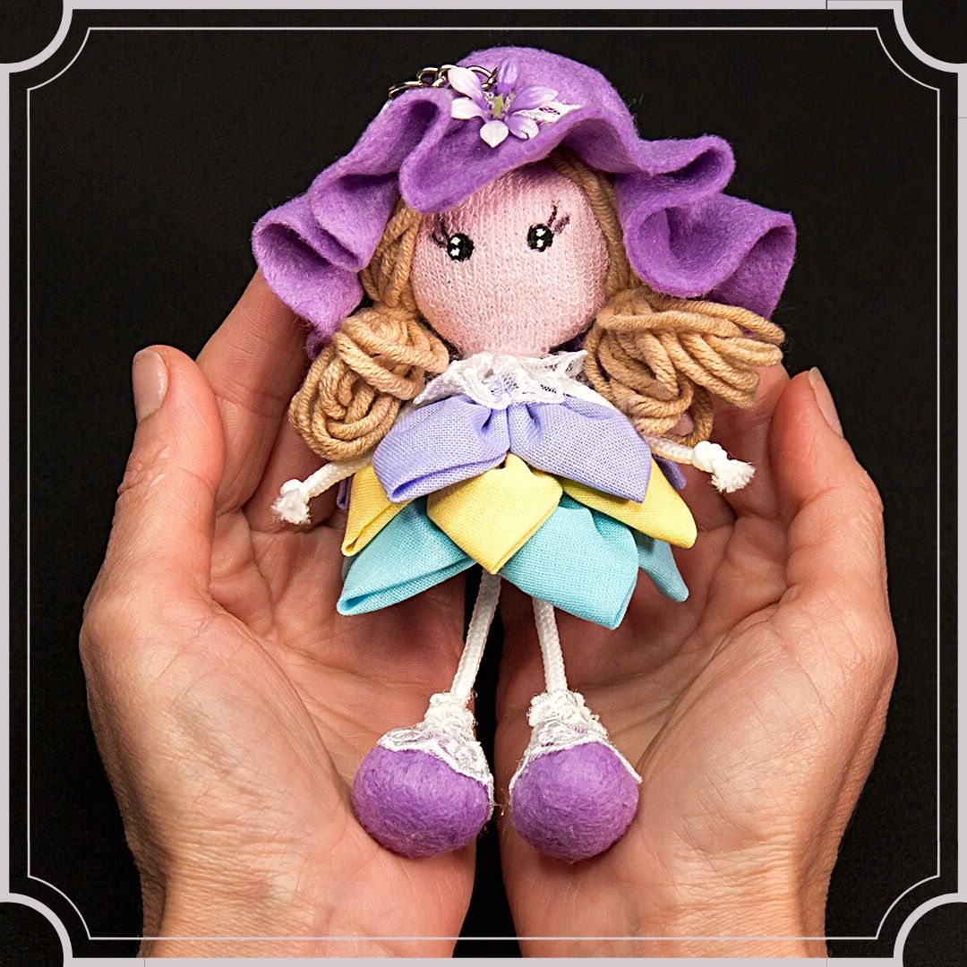 PONPON DOLL KEYCHAIN 152000 / 950B