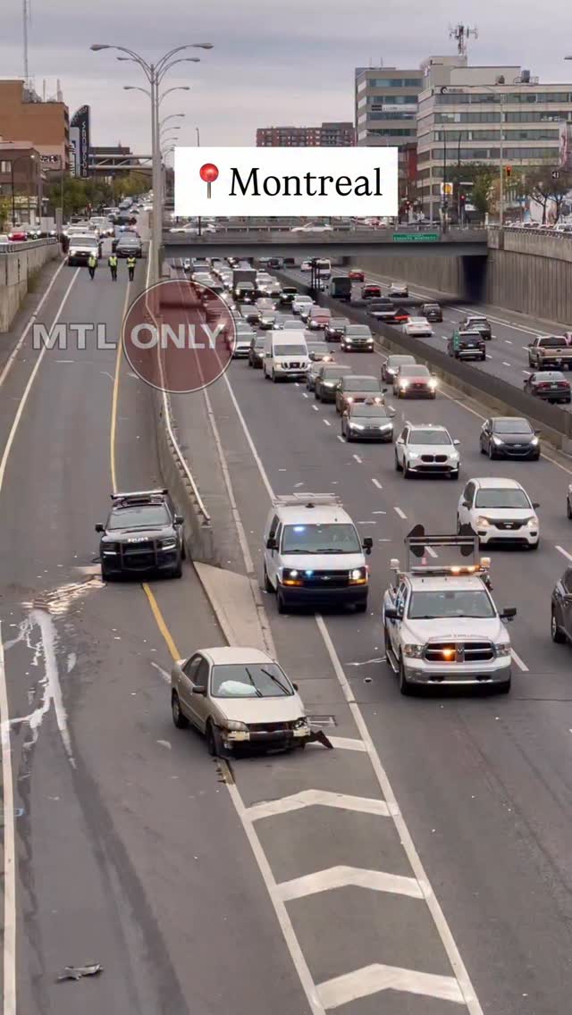 A police chase on Décarie ended in a crash on the highway. The driver ...