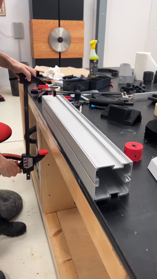 The Rutlands router table fence is basically “the best sawdust storage ...