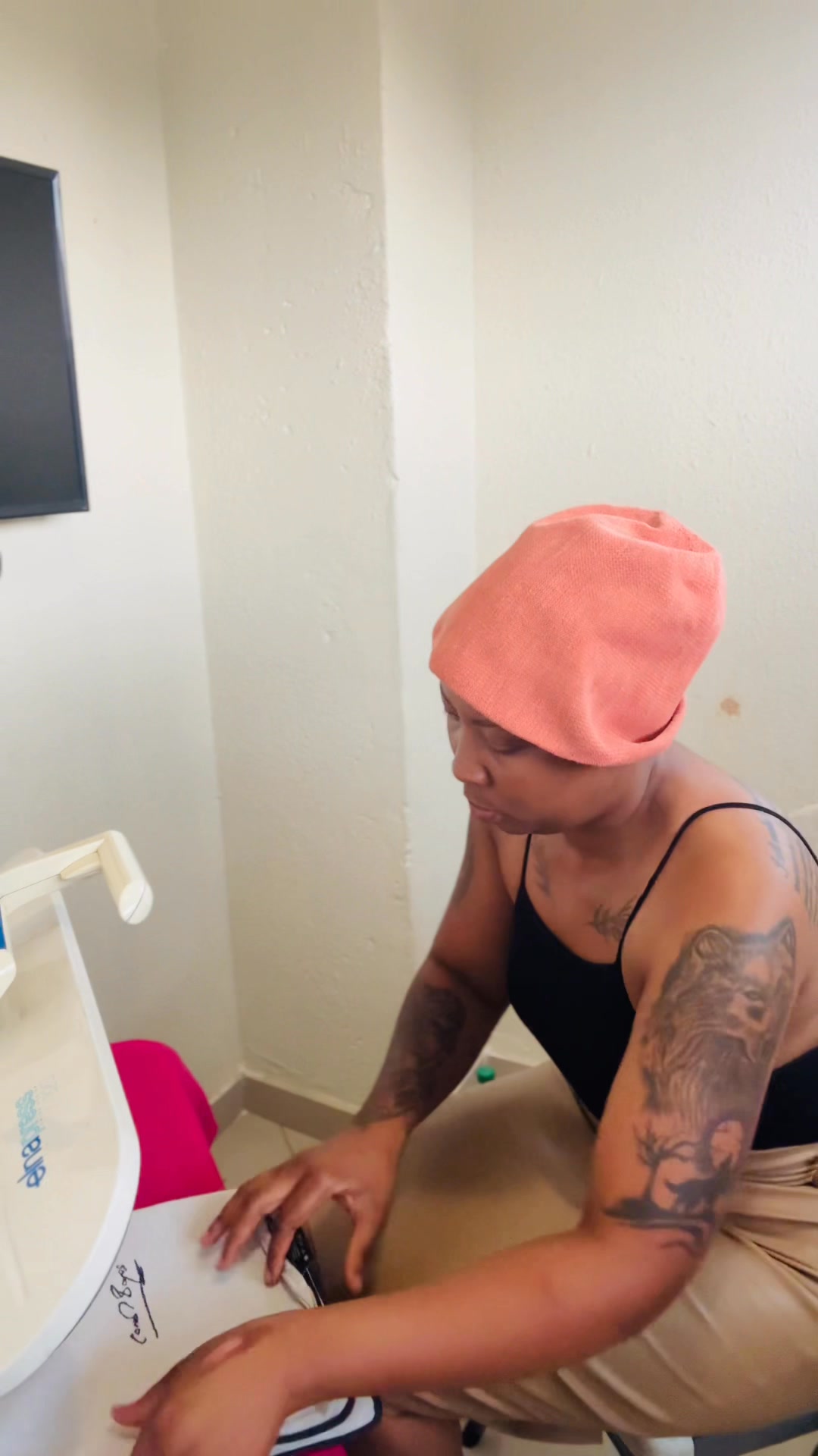 Meet my secret to perfectly pressed clothes.. the Elna Press
