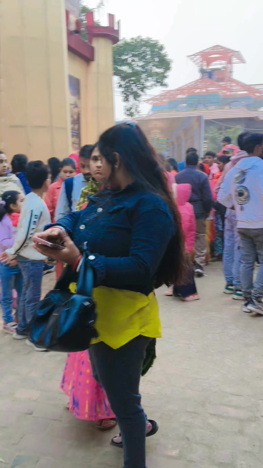 Mona Raj