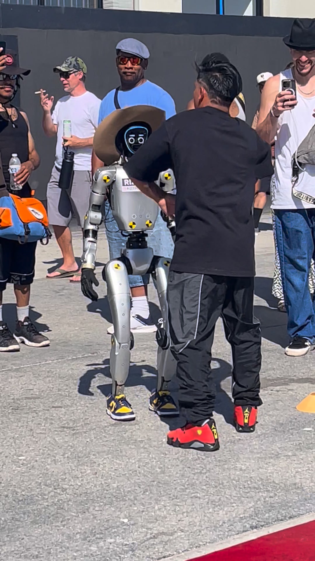 😳😳 #austintx #robot #fblifestyle | RizzBot | Facebook
