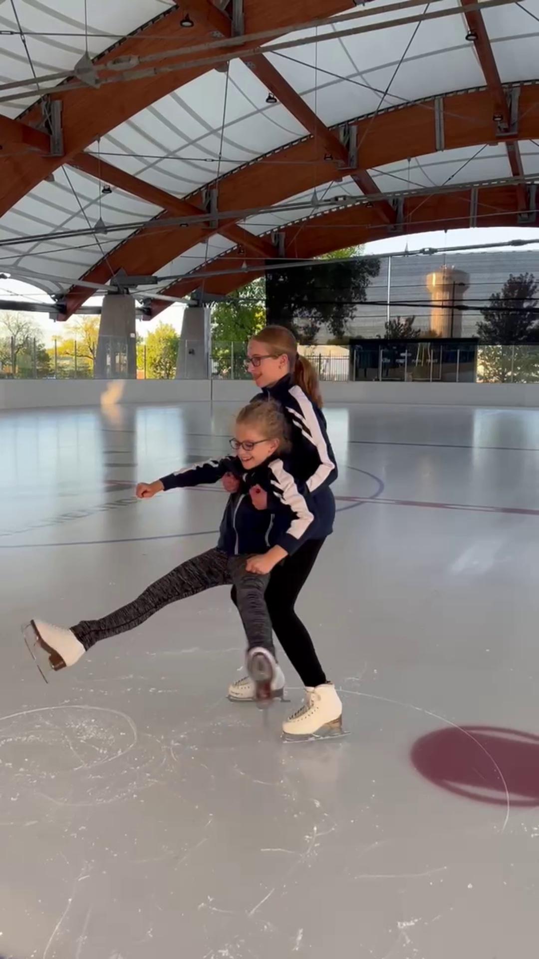 The ice rink at the ROC is officially OPEN!⛸️🏒 Public outdoor skating ...