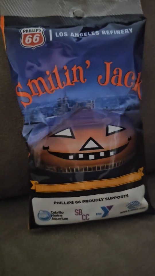 Smilin' Jack, the Los Angeles icon, made its debut just before
