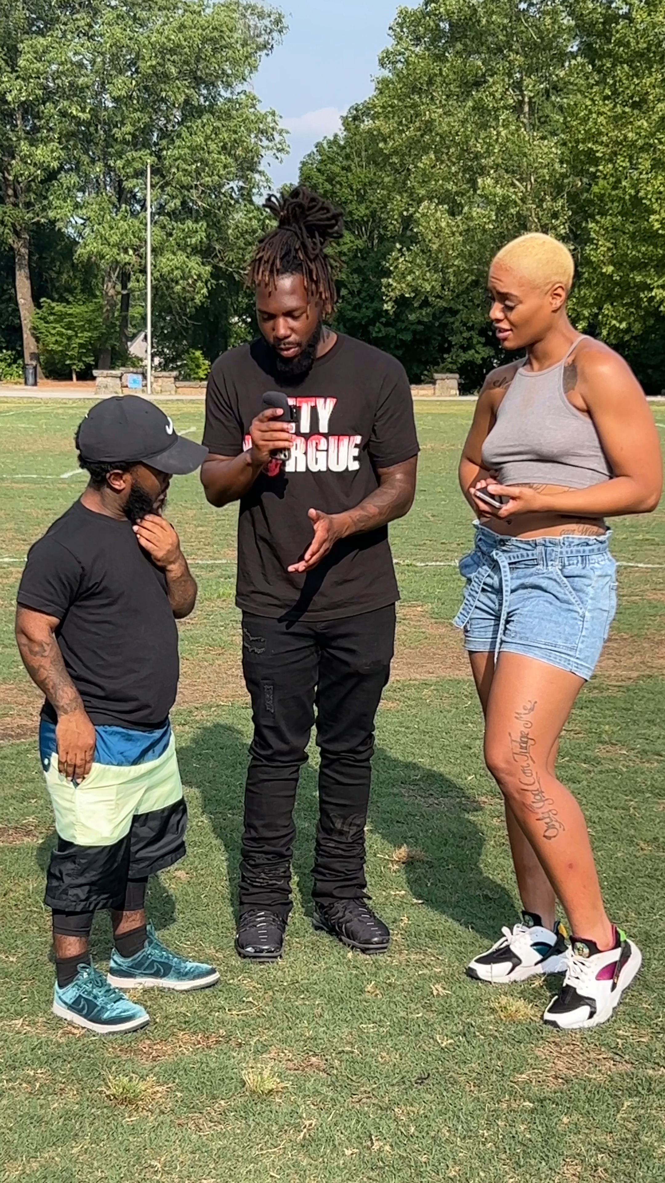 The way she picked him up!🤣 #loyaltytest #loyalty #cheaters #cheating ...