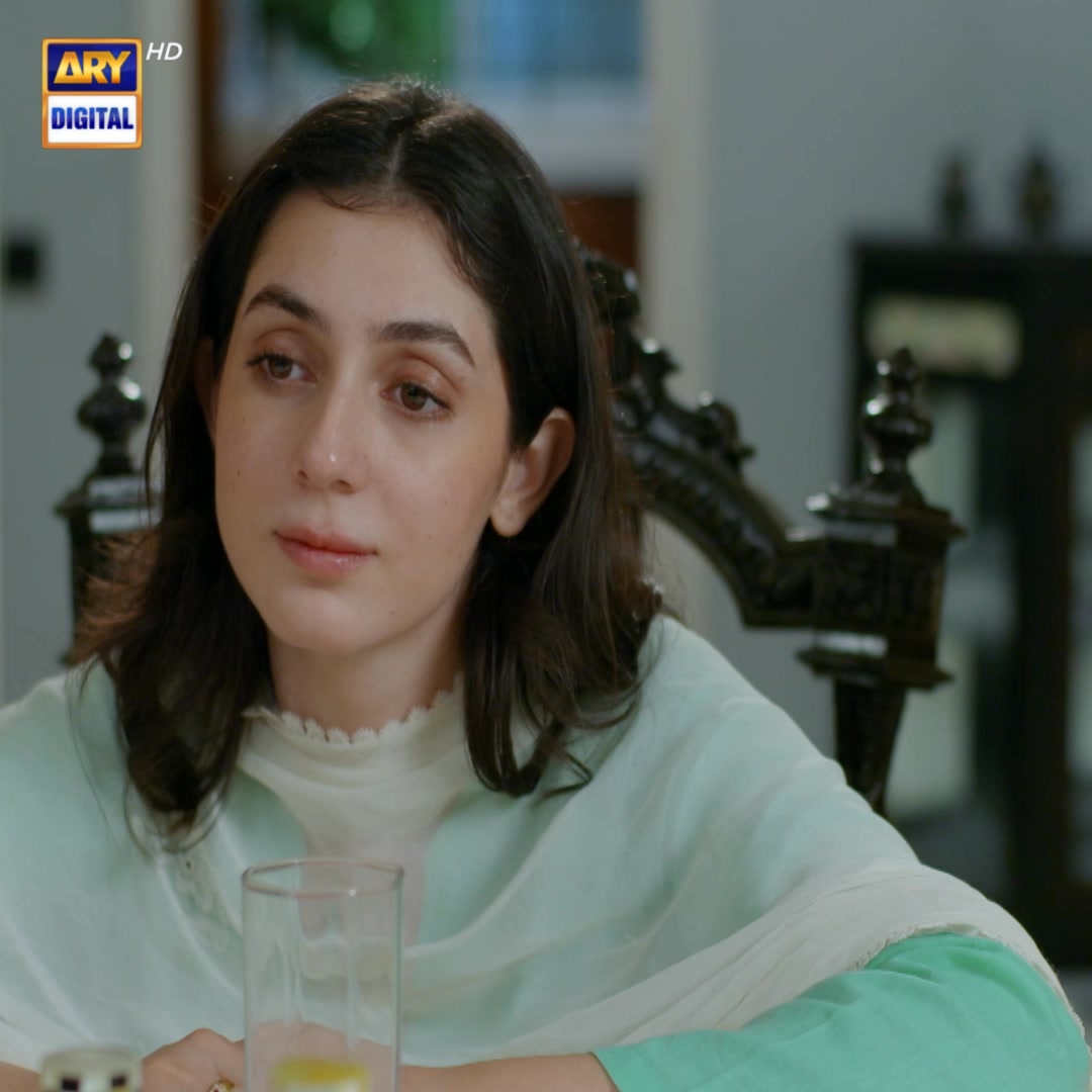 Har maslay ki wajah Noor api hain! #RasmEWafa airs every day at 7:00 PM ...