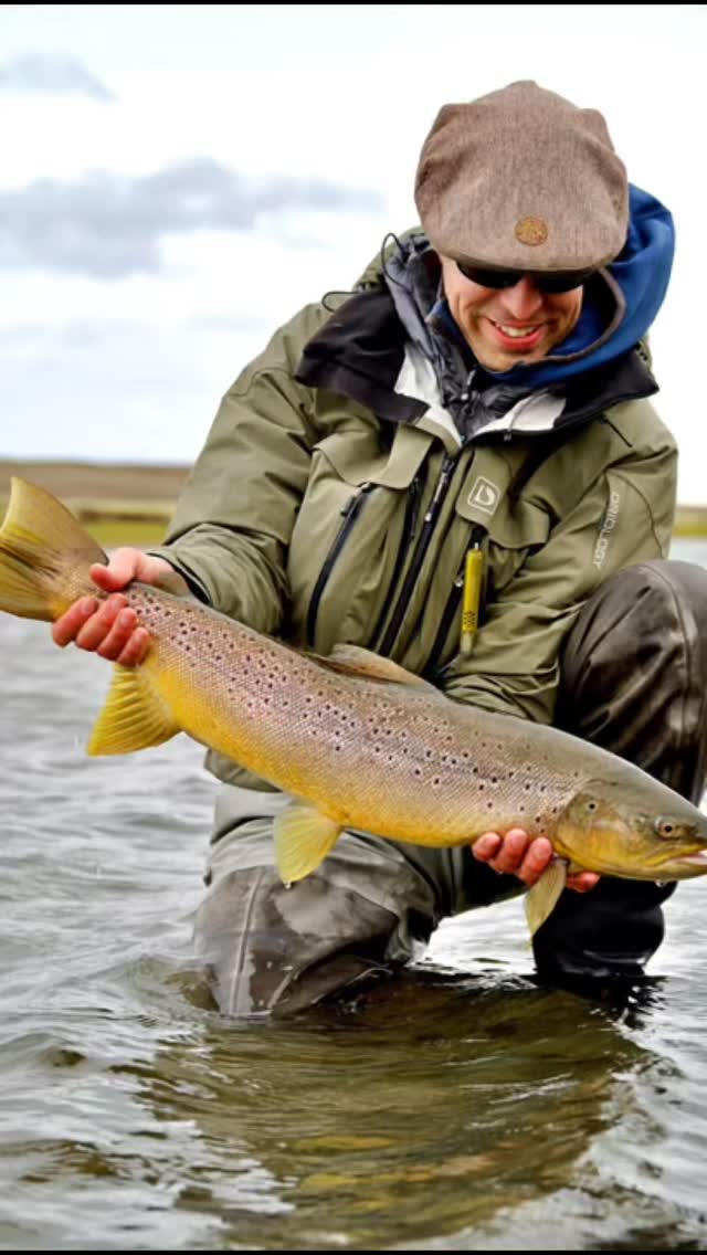Solid fishing day at Bella Sofía Lodge. 🎣 Good river conditions, steady ...