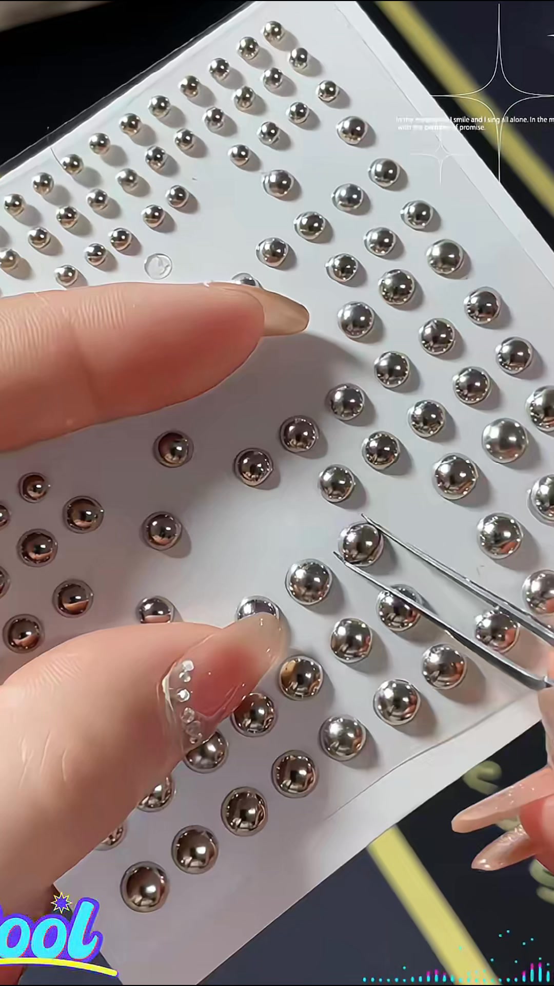 💋 Want a lip piercing but afraid of pain? Skip the needle and stick it ...