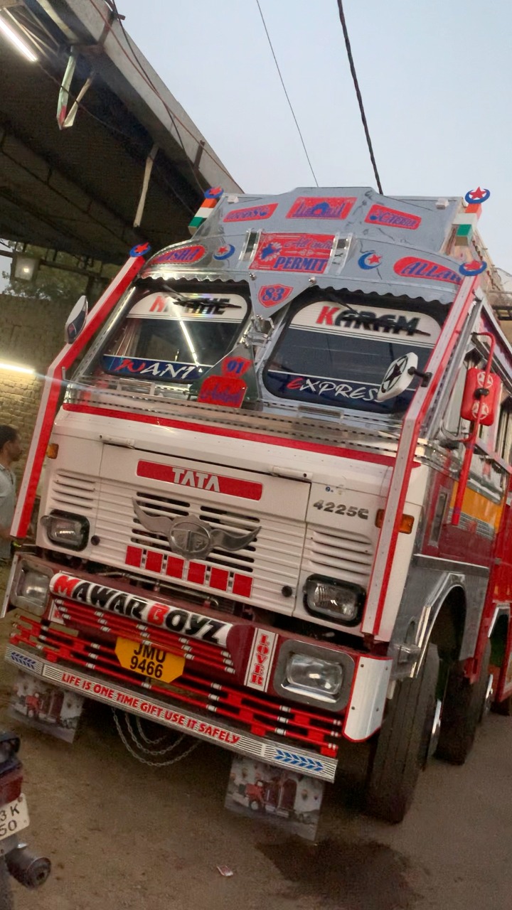 Bangus Valley kashmiri truck radium & 3m Work 🔥 #trucking # ...