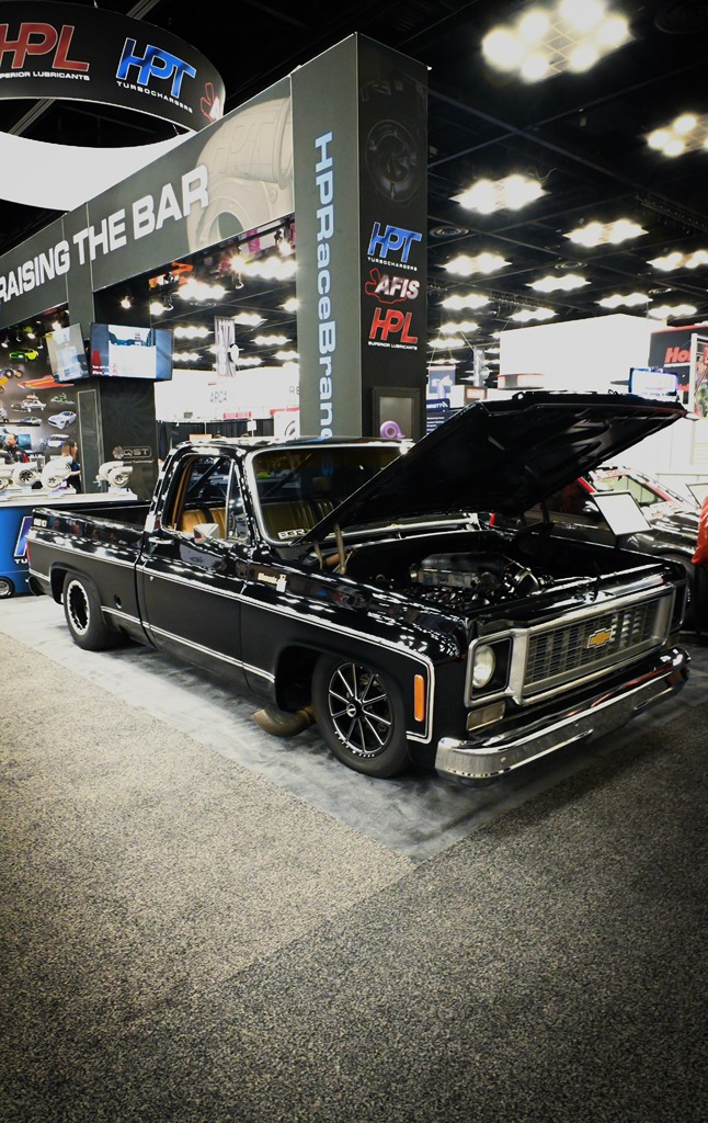 Major shoutout to the crew at Big 3 Racing for this killer C10 build🤘 ...