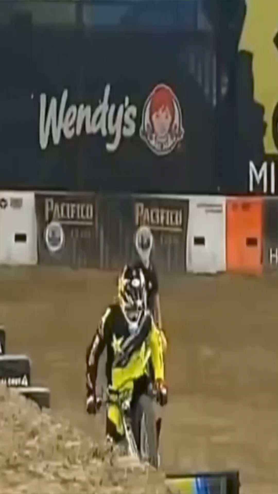 Jayo Archer & Harry Bink BOTH did triple back flips at the FMX