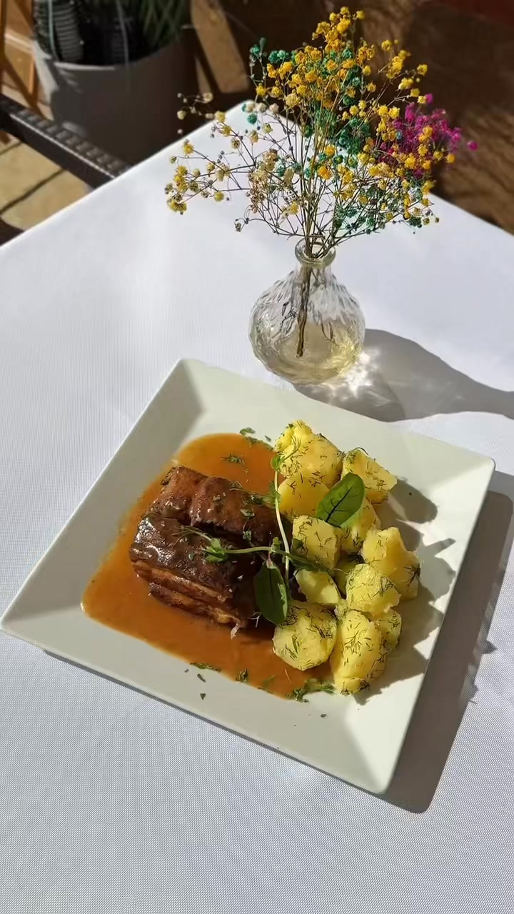 🔥 Żeberka, które rozpieszczają podniebienia! 🔥 W Bon Appetit nie boimy ...