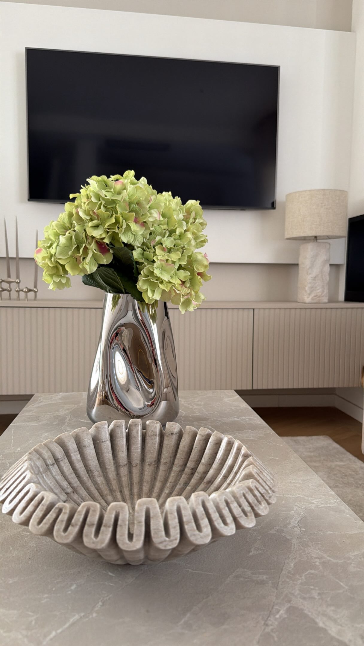 If you’d like to shop your Westwing favourites, from today you can get your DISCOUNT simply by clicking the link in my bio! 😉, In my living room, you’ve seen:, 🤍 LENNON sofa, 🤍 AVIVA rug, 🤍 LESLEY