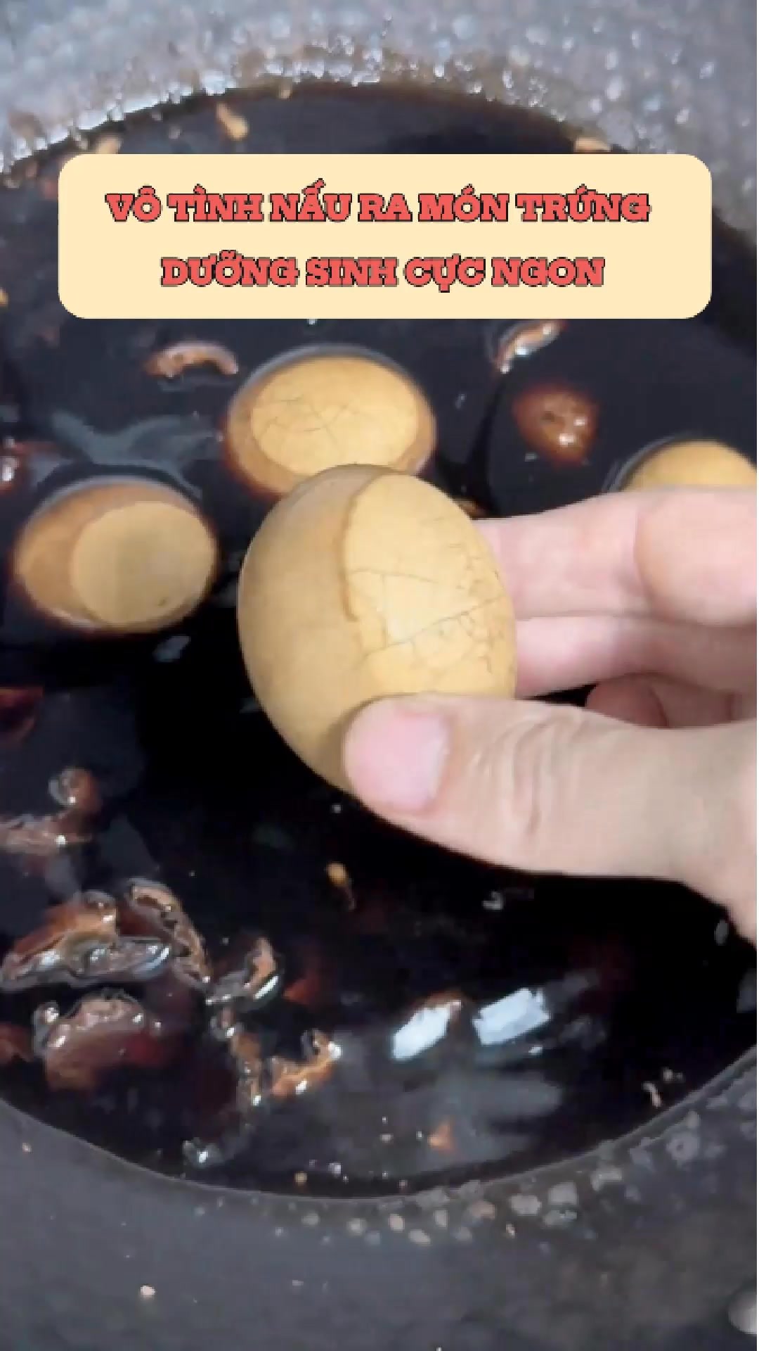 Vô tình làm rơi hạt óc chó, ai ngờ làm ra món ngon dưỡng sinh cho chồng ...