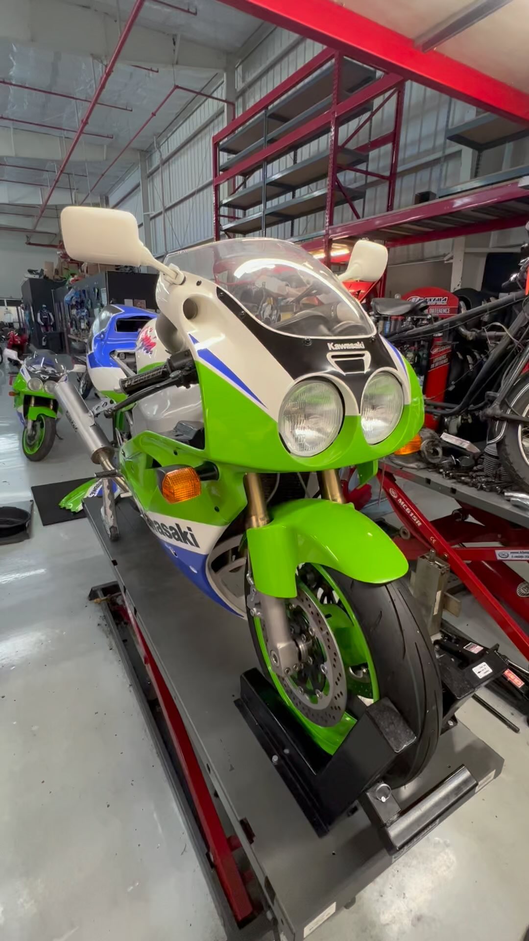Steve wrapped up the ZXR750 AKA ZX7R that I mentioned on this