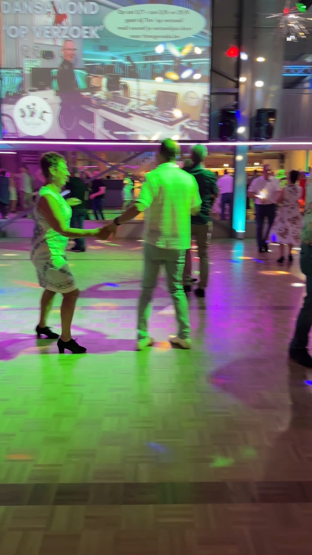 elke maandag en donderdag hebben we bij GEVADA dansmiddagen deze maand ...