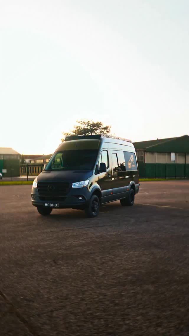 Crochet Pneu Secours Pour Sprinter W901 W905 (2002-2016) - Pièce Métal, Remplacement Direct, Référence 9014030153