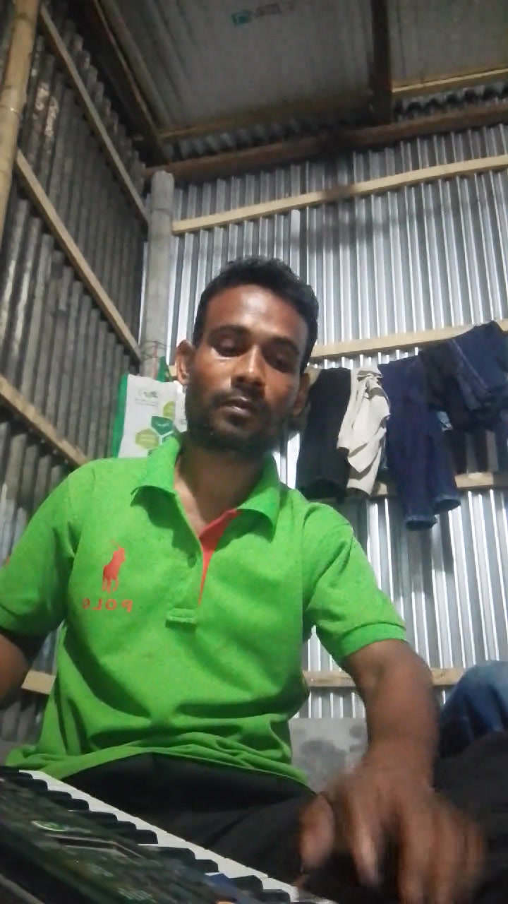 ঢাকার উদ্দেশ্যে রওনা দিছি সবাই দোয়া করবেন | Robikul Islam | Facebook