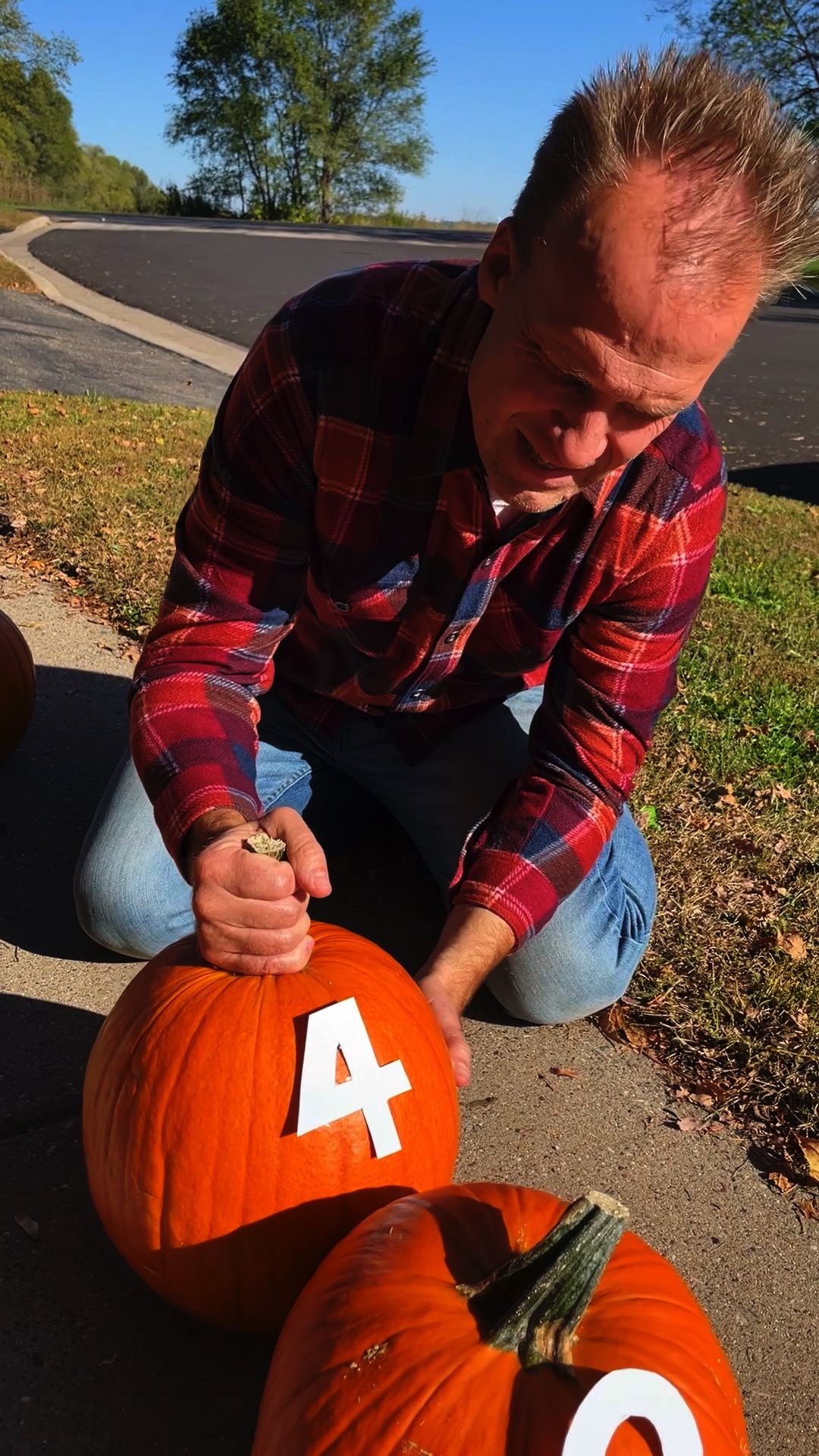 The Pumpkin Dice Roll family game 🎲 Kids, Dad, and family play yard ...