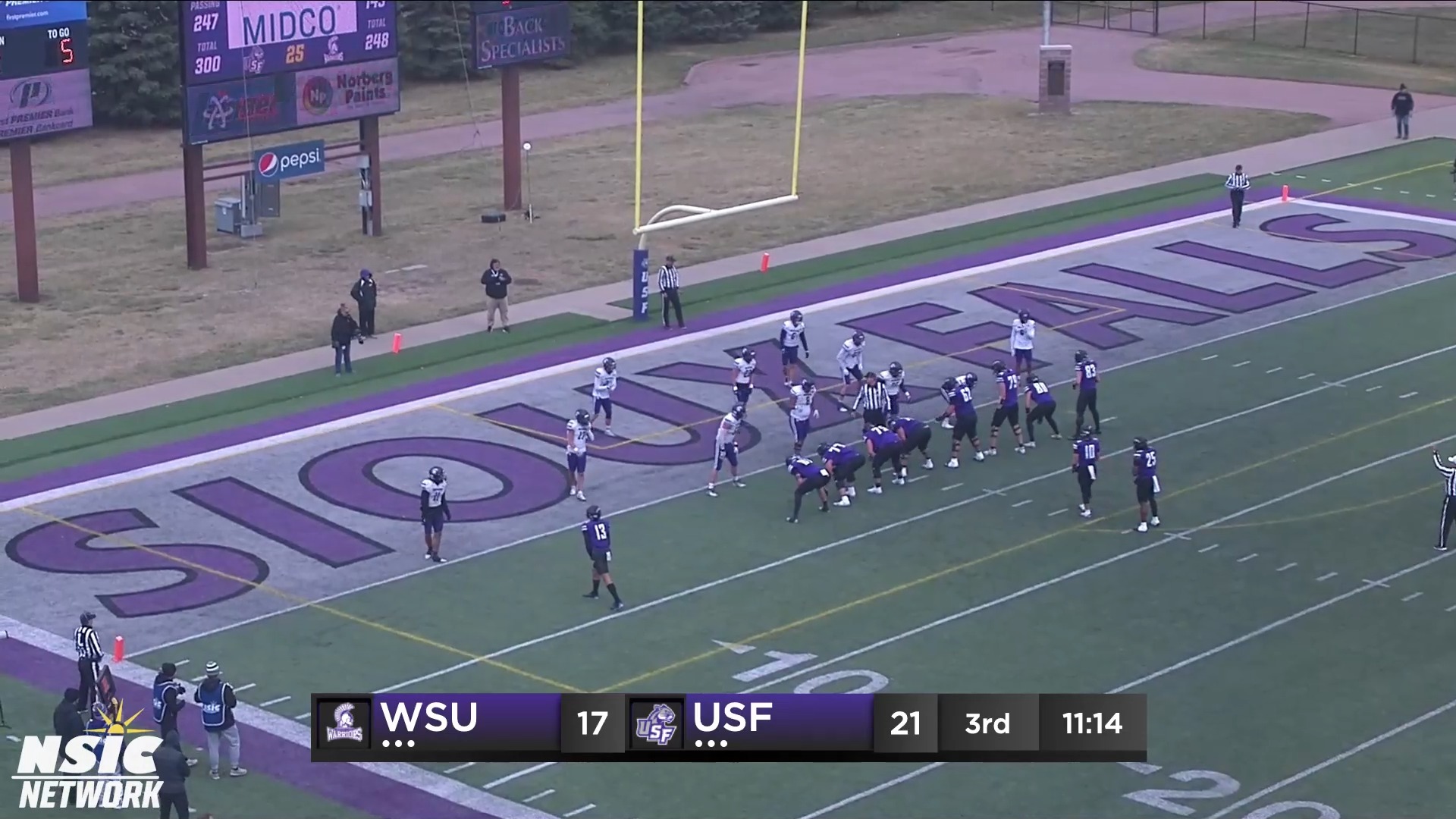 Right out of half with a BANG!🐾 🟣17 🐾28 #CooFalls | #WinnersWin ...