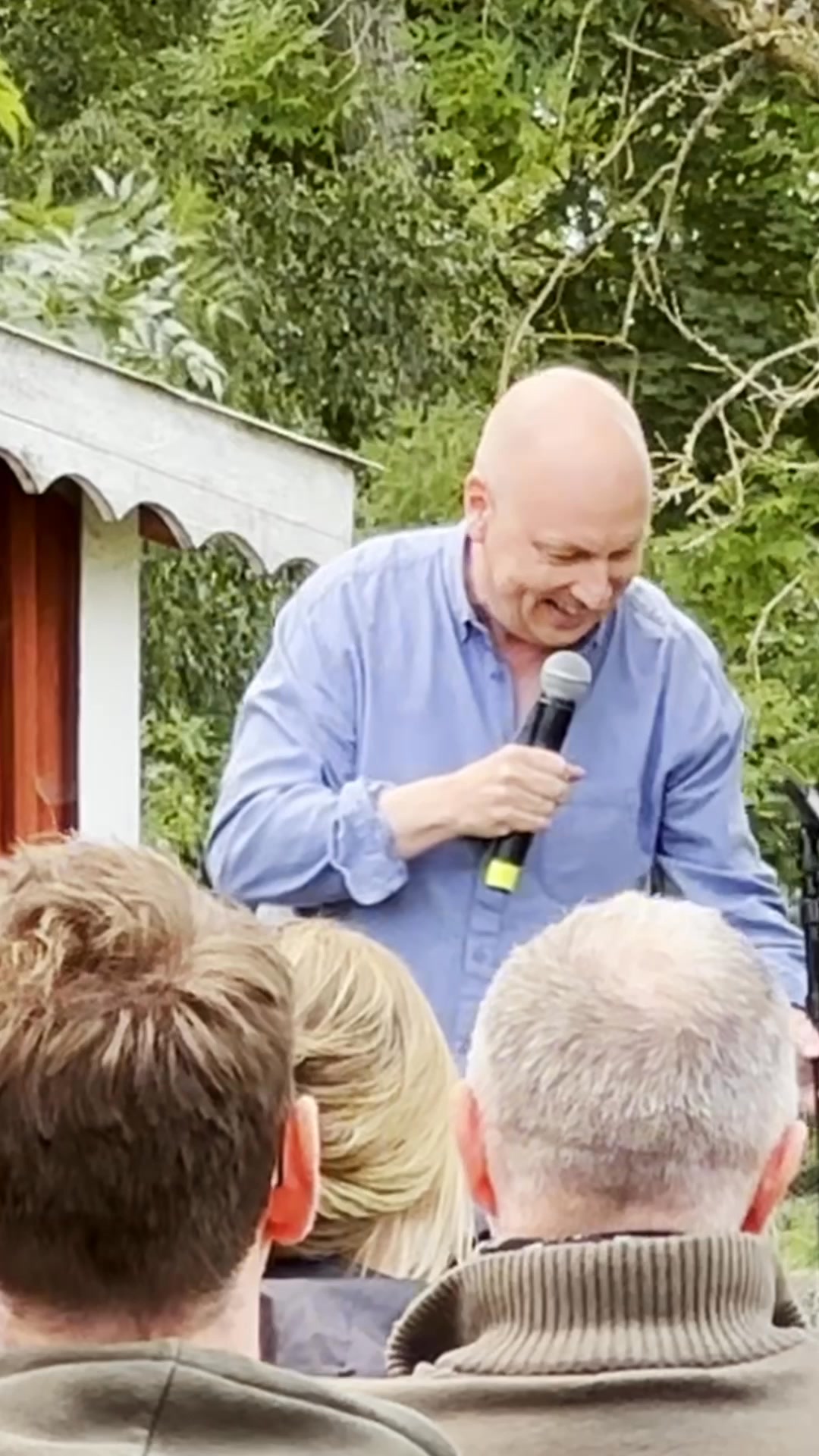 #komedi #humor #rökning #krogen #roligt #förbud #prutt | Ståuppkomikern ...