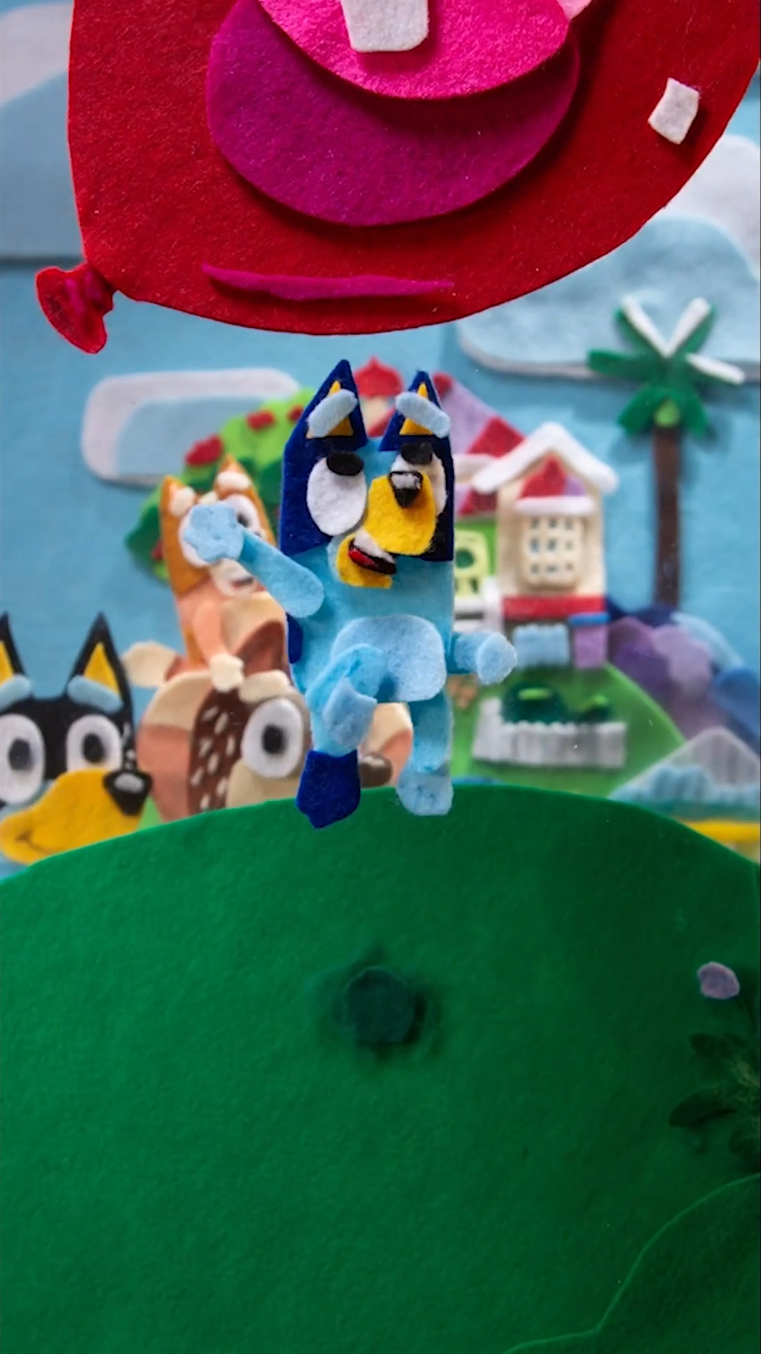 Bluey and the Keepy Uppy balloon are back at the Macy's Thanksgiving ...