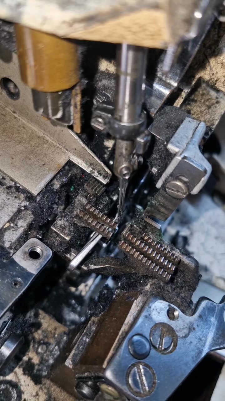 Sewing machine timing, overlook sewing machine adjust...... #sewing # ...