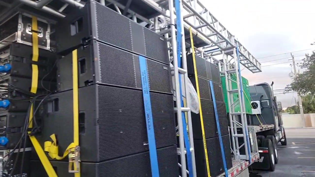 Admark active system #Linearray #proaudio #dj #loudspeaker #audio # ...