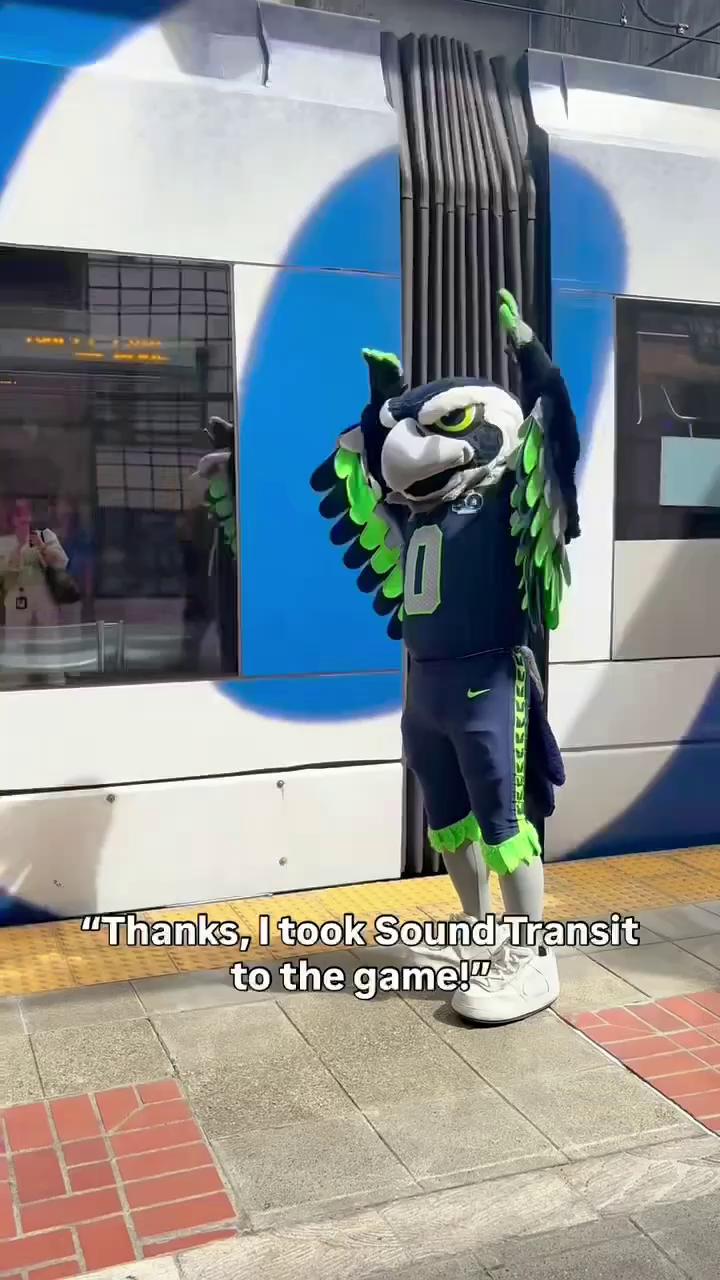 12s know the winning play on gameday 🏈 Ride Sound Transit to watch the ...
