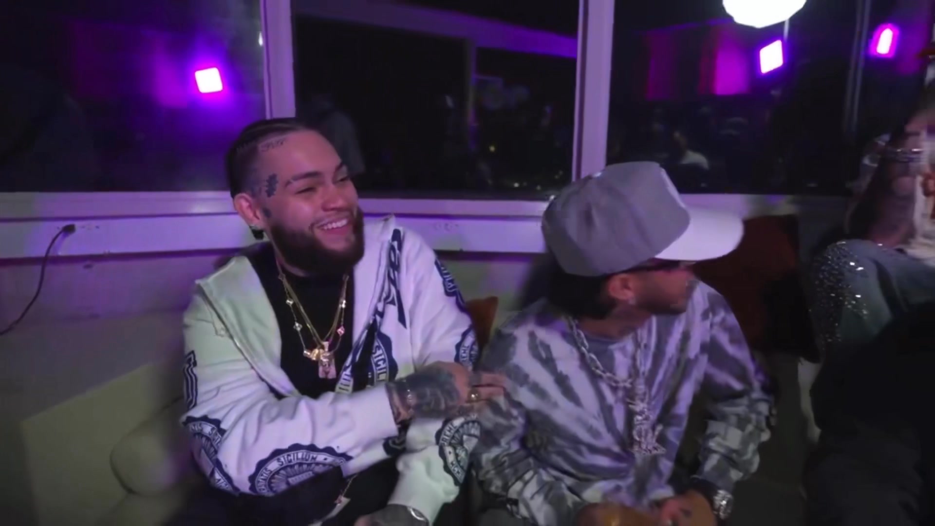Así se enteraron geezydee y tury de que iban a estar en el ep de Blessd ...