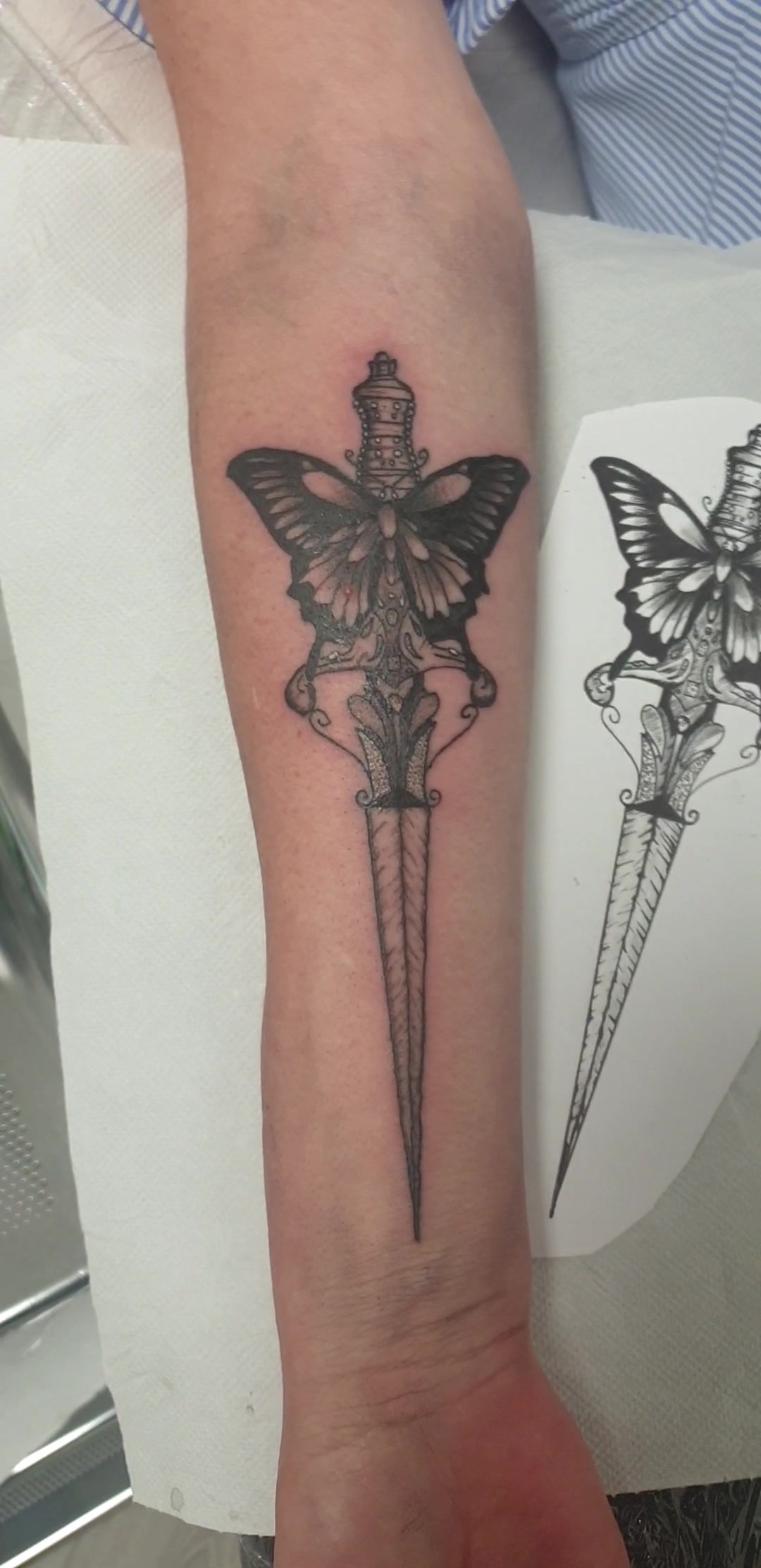 Tatouage Croix Du Portugal Femme