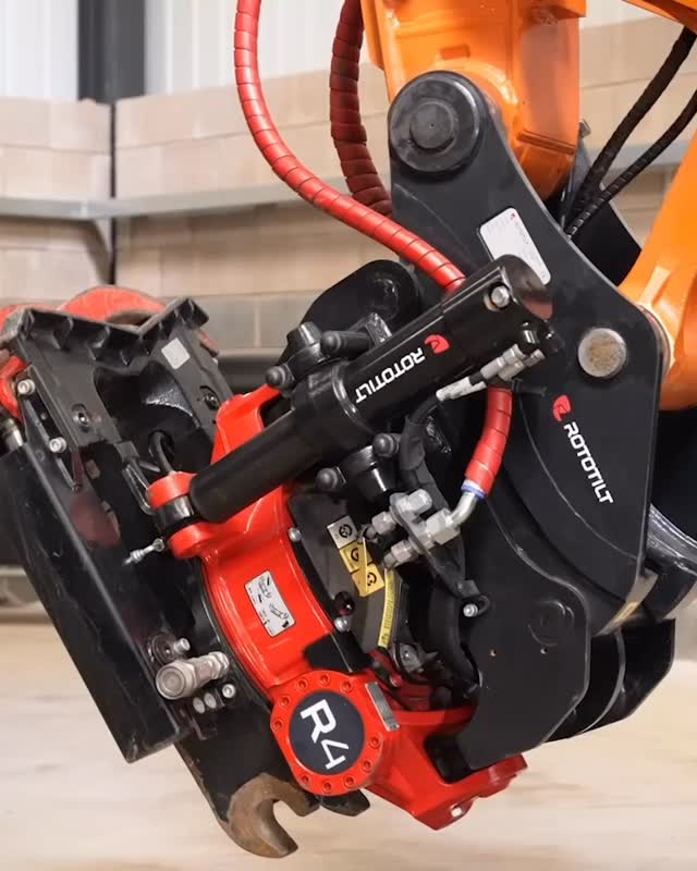 How often should you change the oil in your Rototilt tiltrotator? • The ...