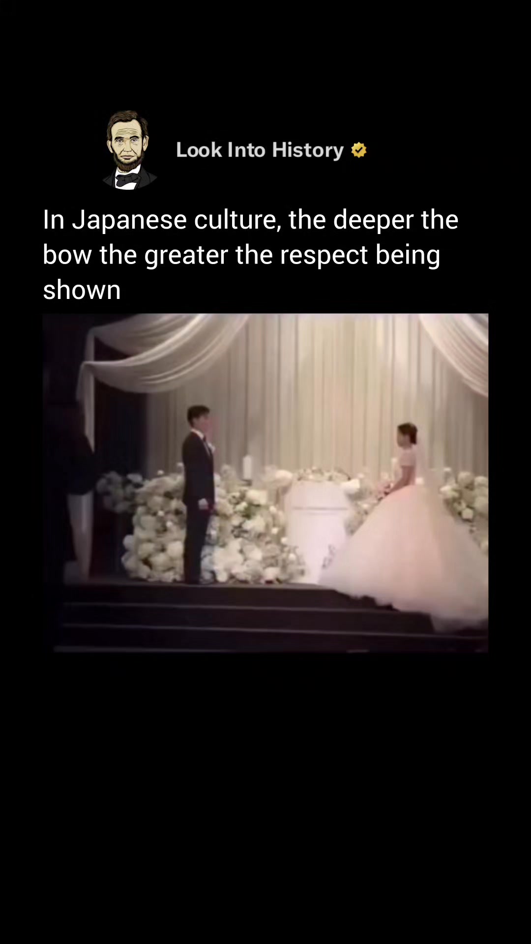 🙏 In Japan, bowing—known as Ojigi—is more than just a greeting