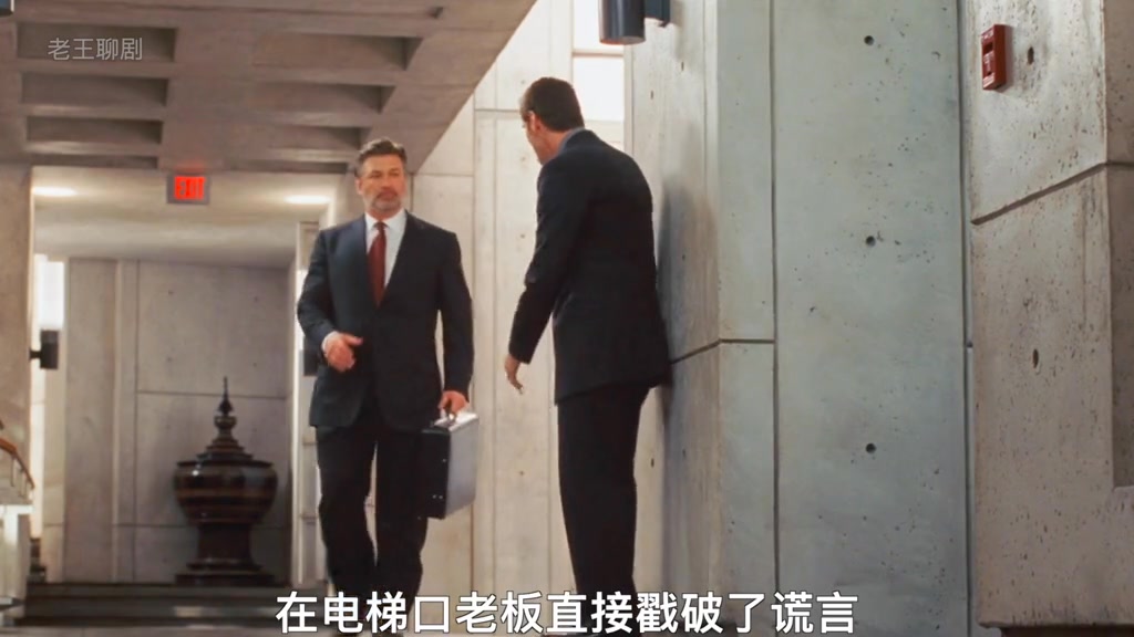🤣《新抢钱夫妻》：金凯瑞又癫又稳！ 为了生活他们选择“抢钱”， 为了爱情他们选择“一起疯”。 搞笑中带点小温情， 癫里藏着心酸与浪漫 ️ #一 ...