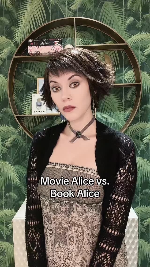 alice cullen grey dress Who is your favorite obscure Twilight character? I'm president of the Mrs. Cope fanclub 👸🏻 #twilight #alicecullen #cosplay #twilightcosplay 6.20.26