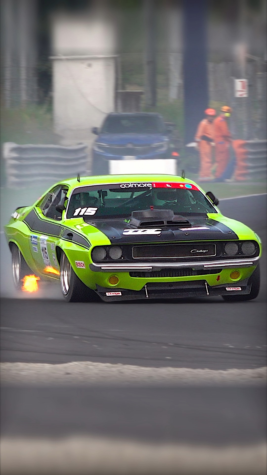 This 9.4L Big Block 1970 Dodge Challenger T/A racecar is so fire