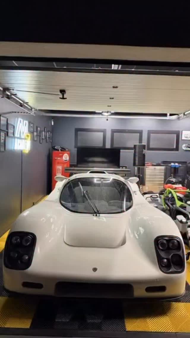 Je crois que la ULTIMA GTR a envie de se transformer… 🦾🦾🦾 en un mot un ...