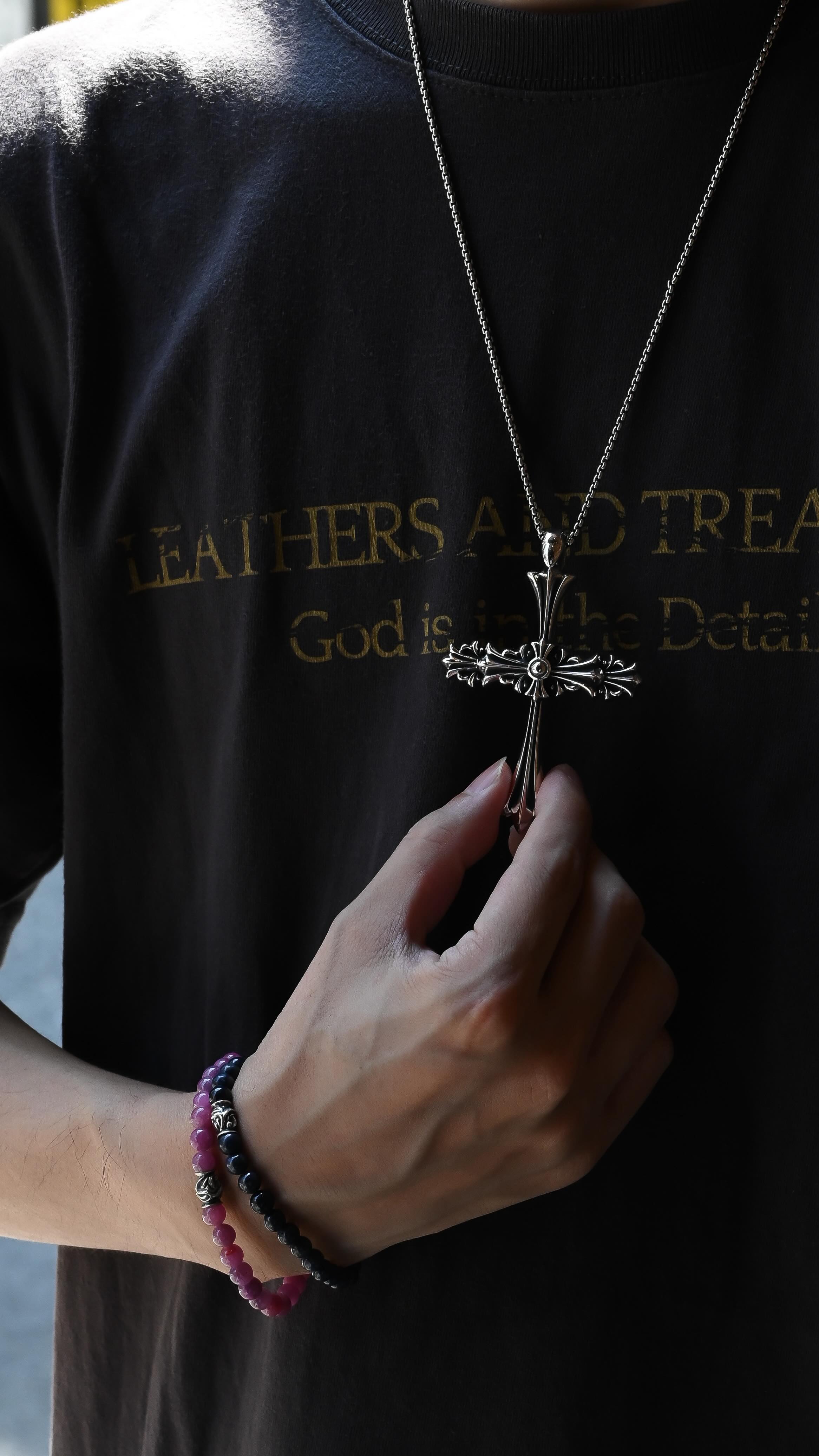 Lone Ones】 ▶︎ New Arrival ・Pendant : Chrome Cross