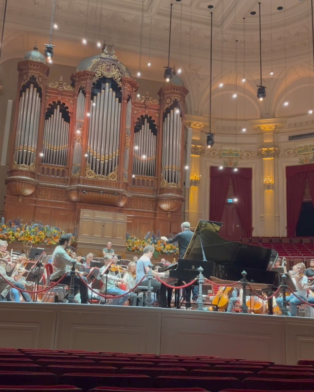 With CHRISTIAN THIELEMANN ♪♫ at the piano during the rehearsals