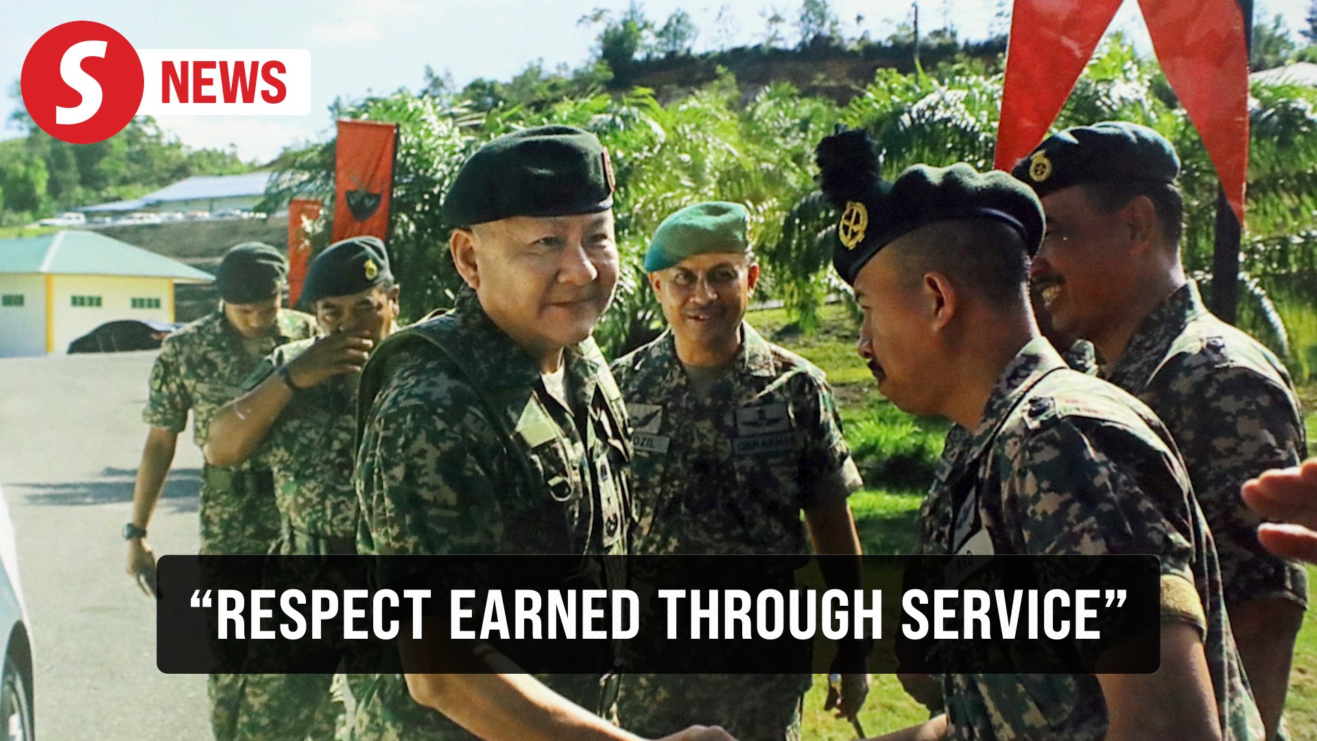 As the country's first Chinese Leftenan Jeneral, Datuk Johnny Lim Eng ...