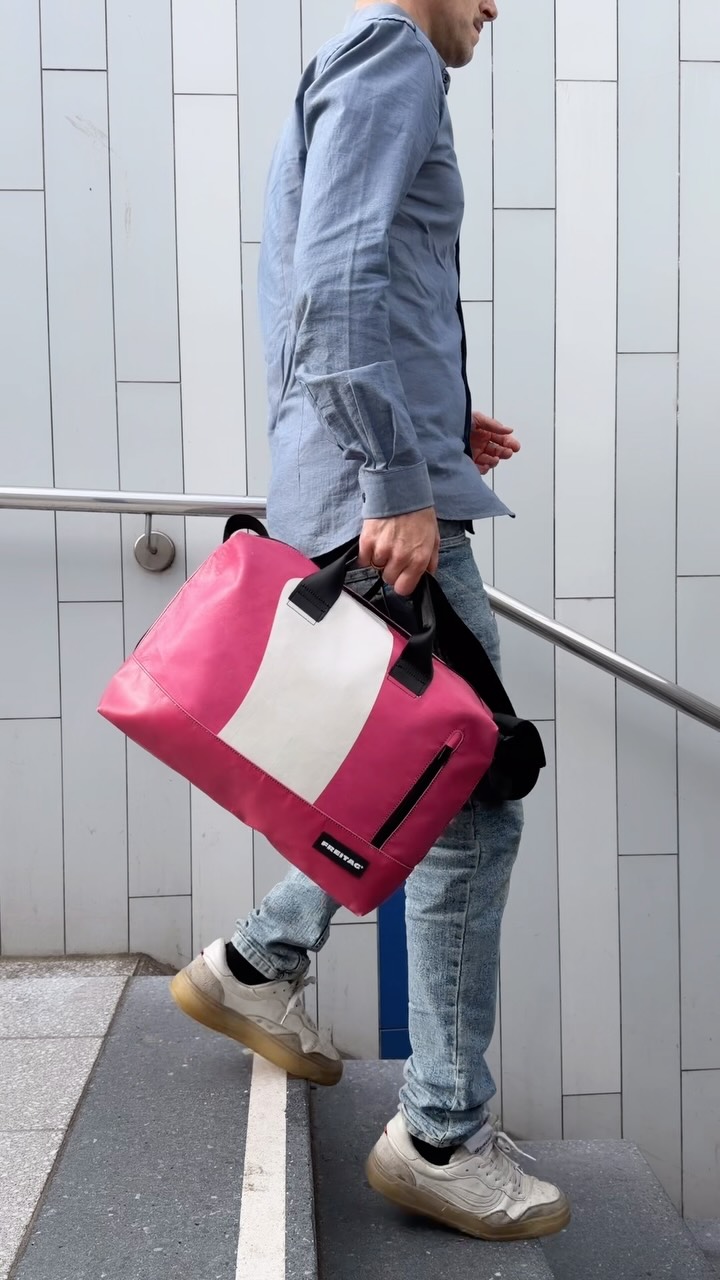 フライターグ F622 JACK CITY・F212 FACE ピンク The city is full of surprises. Your bag should be, too