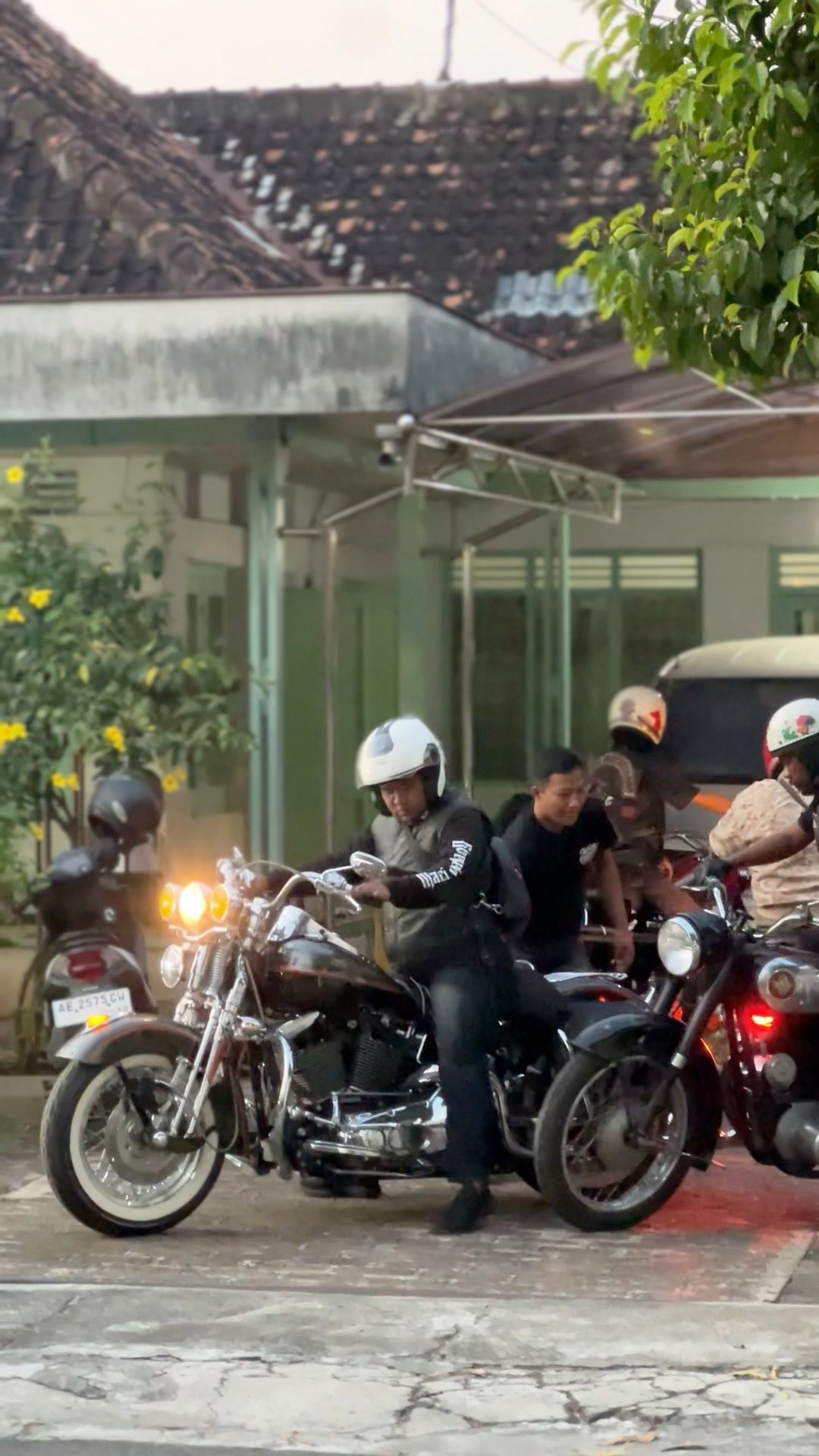 Gass tipis2 #motortuaindonesia #fb #motor #luarnegri #japan | Muhammad ...