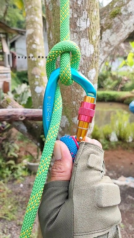 Amazing trick,,very easy,,Often used for rock climbing and other ...